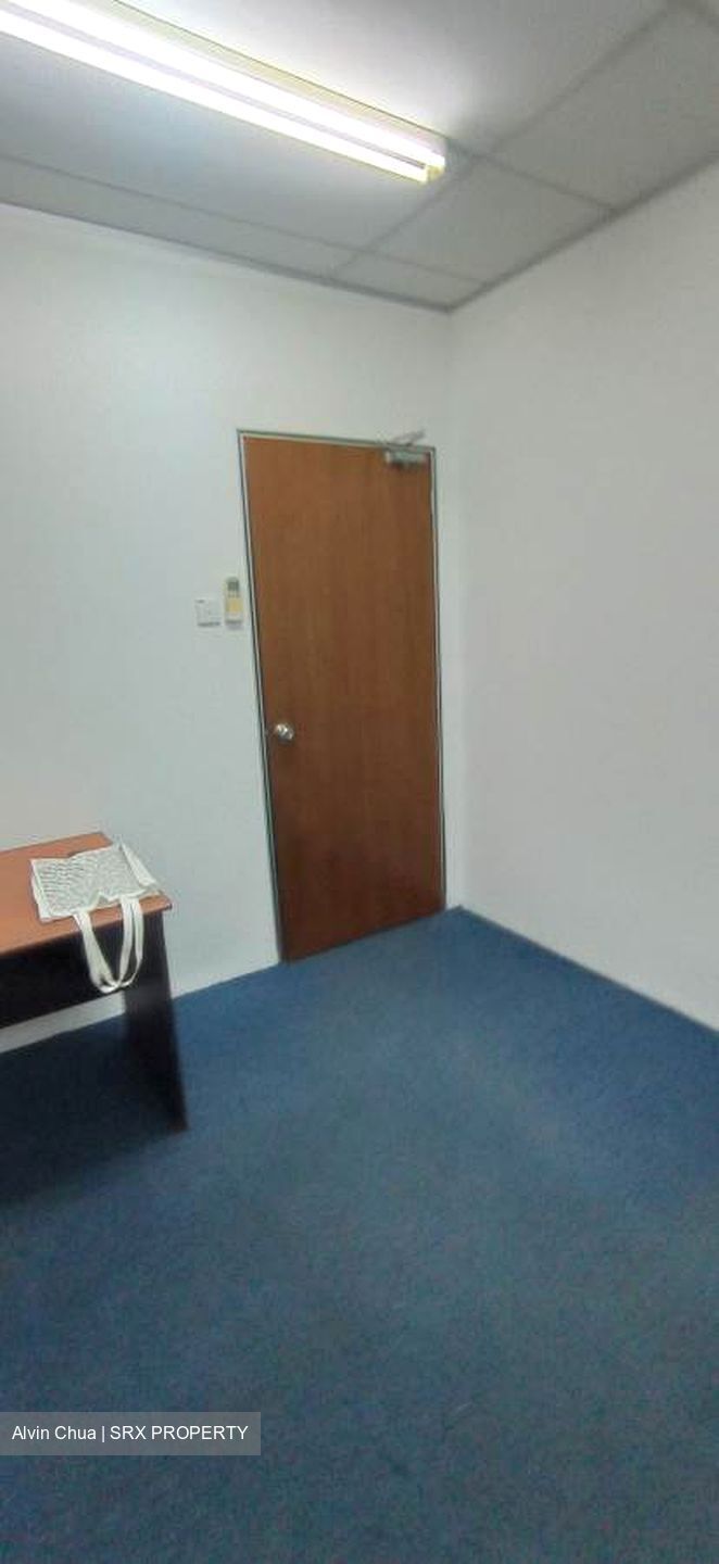 Heng Loong Building (D23), Office #378459331